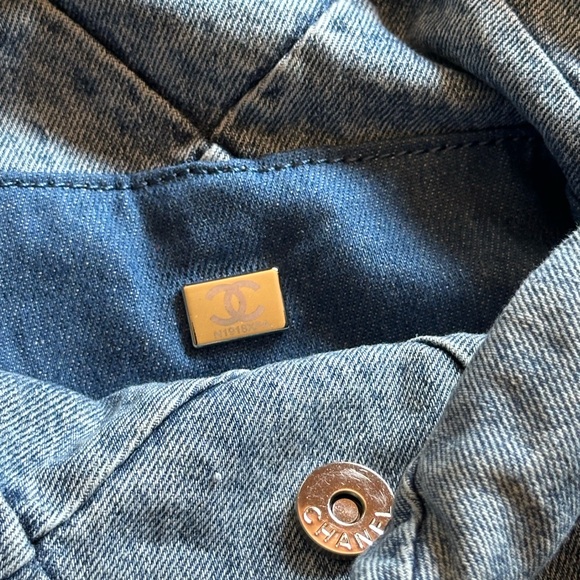 Chanel Blue Denim Drawstring 22 Bag Shoulder Bag - Picture 7 of 16